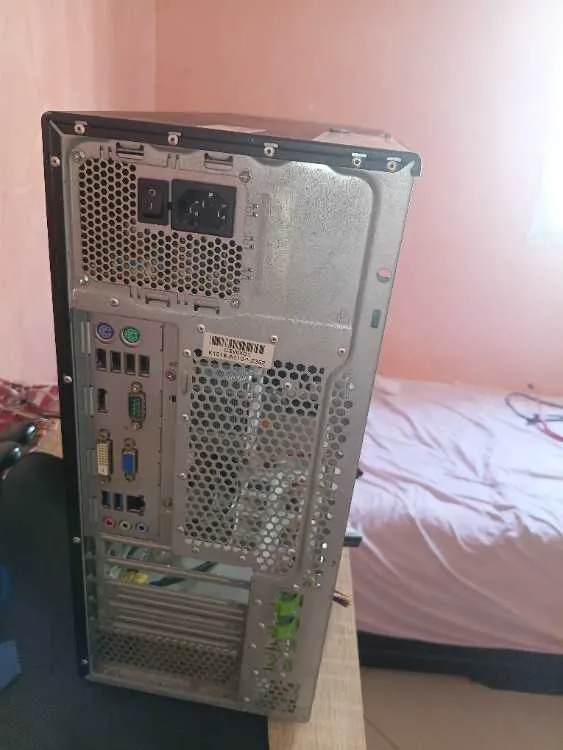 Pc bureau fijitsu - تمارة (3)