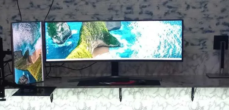 Samsung chg90 49" qled curved gaming monitor | 144 - وجدة