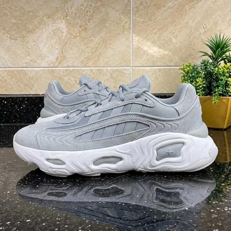 Chaussures adidas - الدار البيضاء