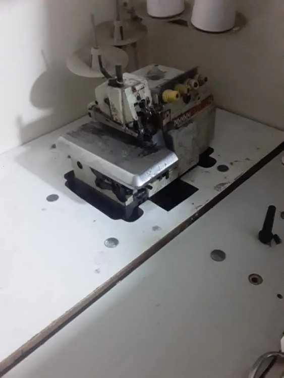 Machine surjet - الدار البيضاء