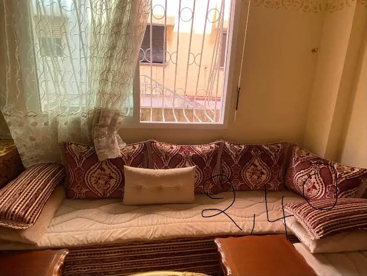 🛋️ salon marocain complet à vendre – très bon éta - الدار البيضاء (2)
