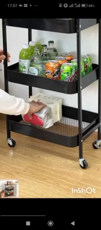 Un chariot avec table - أكادير (2)