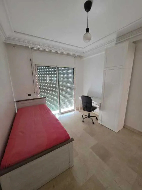 Meubles bon état à vendre - maarif - الدار البيضاء (2)
