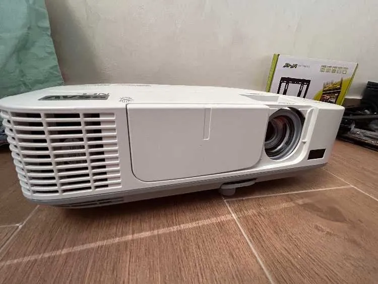 Vidéoprojecteur professionnel nec m311w - طنجة (2)