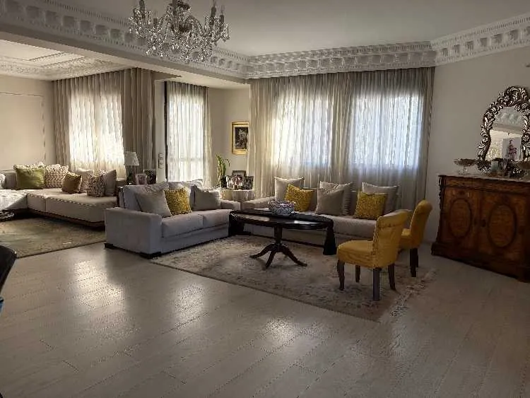 Superbe appartement 181 m2 + 2 places parking - الدار البيضاء