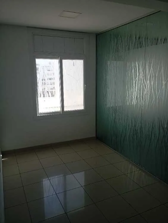 Plateau neuf bien aménagé au quartier 2mars - الدار البيضاء (3)
