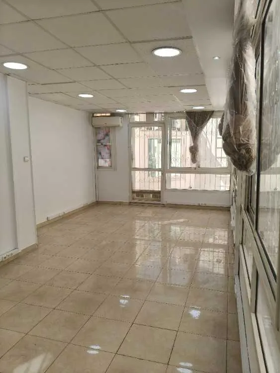 Bureau en face clinique badr bourgogne - الدار البيضاء (3)