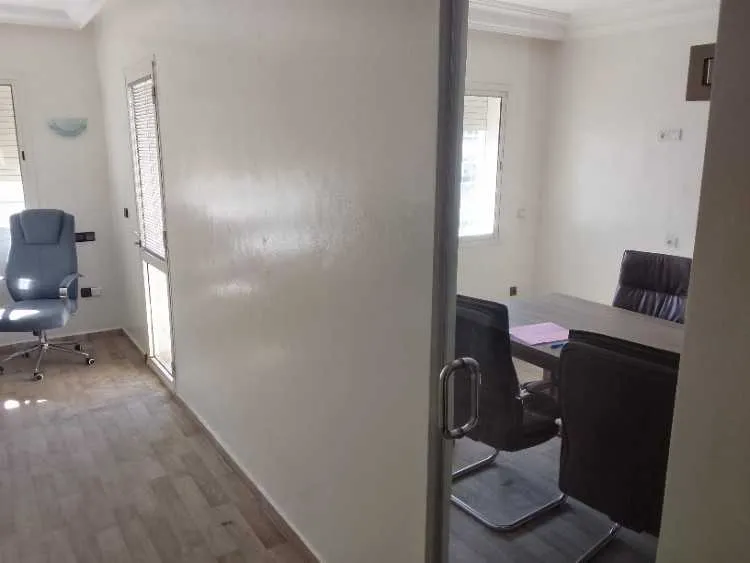 Location de bureau à côté rond point alyasir - الدار البيضاء (3)