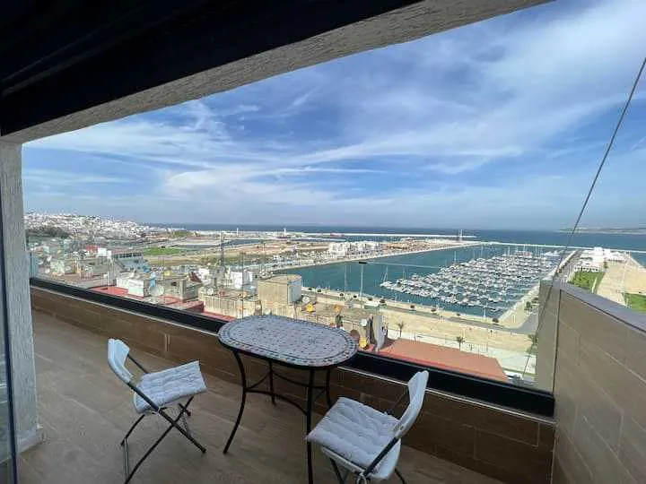 Appartement centre ville avec vue la marina - تطوان