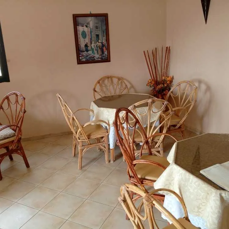 Auberge café restaurant à louer - أكادير (3)