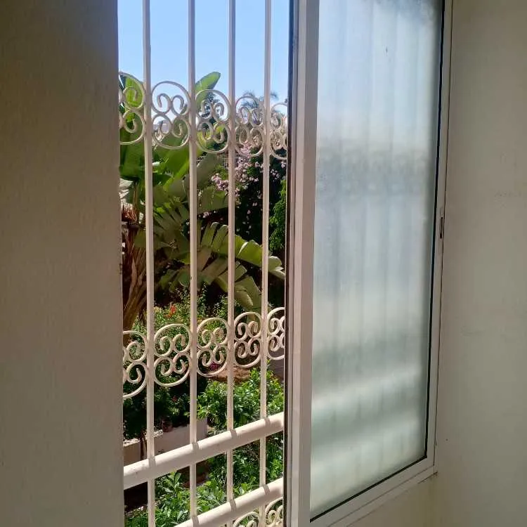 Spacieux appartement vide de 138 m² - أكادير
