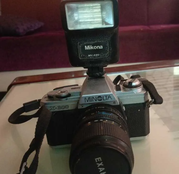 Appareil photo argentique minolta x-300 + objectif - الدار البيضاء (3)