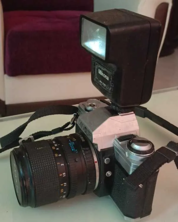 Appareil photo argentique minolta x-300 + objectif - الدار البيضاء (2)