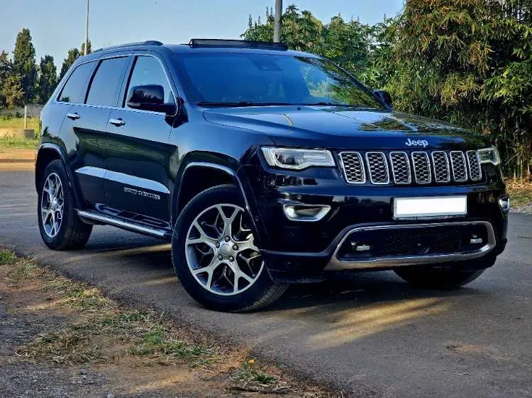 Jeep grand cherokee overland usa - الدار البيضاء