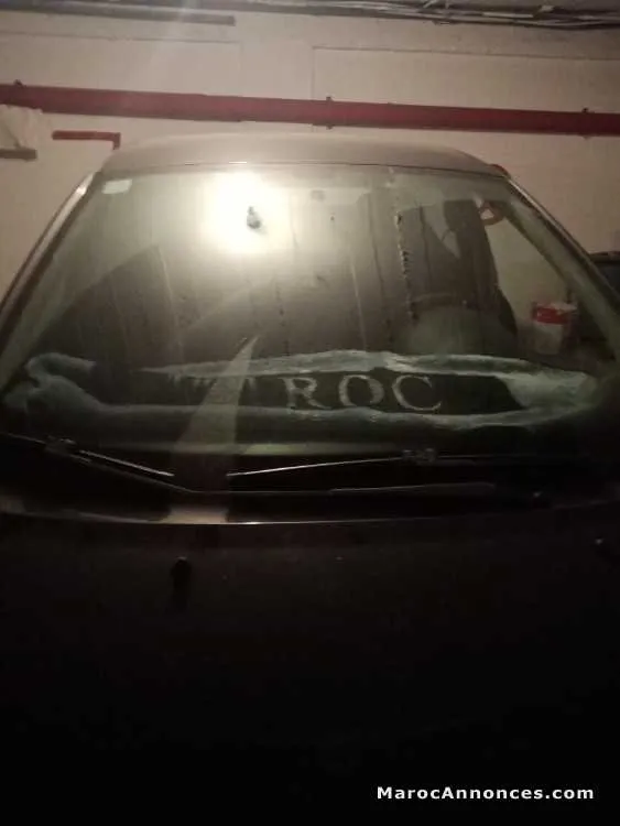 Peugeot 207 - الدار البيضاء (2)
