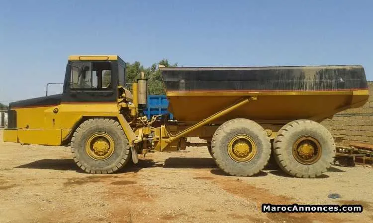 Camion caterpillar - الدار البيضاء