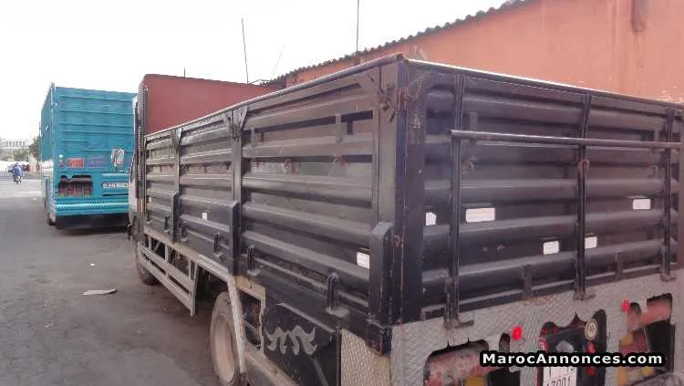 Camion mitsubichi can carrosserie - الدار البيضاء (3)