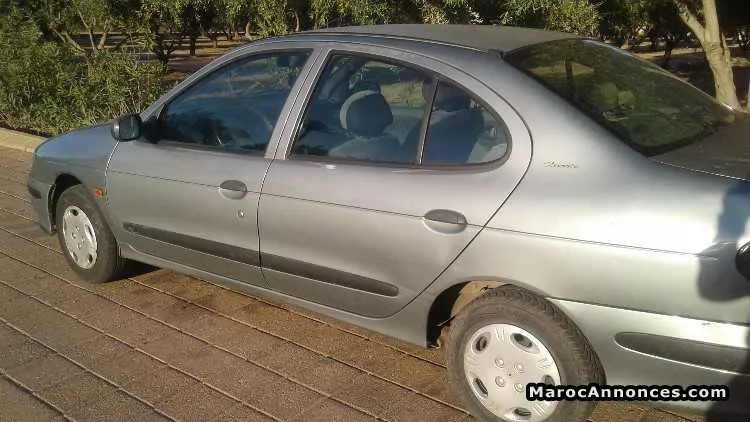 Megane classic - الدار البيضاء (2)
