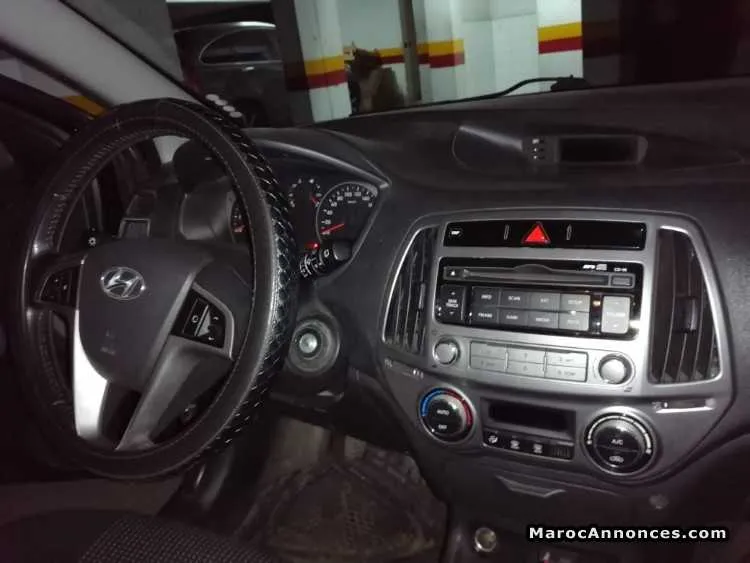 Hyundai i 20 - الدار البيضاء (2)