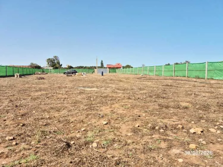 أرض مسجلة محفضه بمساحة (1760 متر مربع)، مزودة ببئر - الدار البيضاء (3)