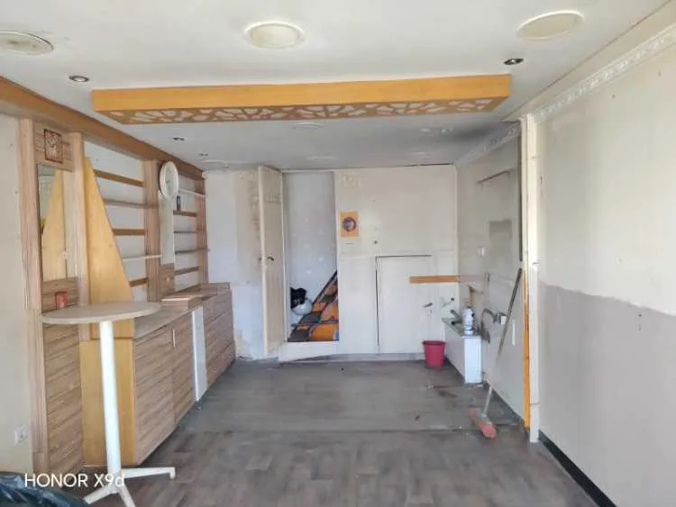 Local hamadiya al qods bernoussi 3900 dh - الدار البيضاء
