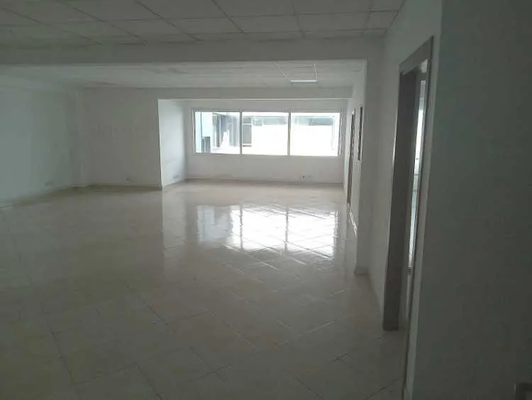 Plateau bureau 120 m² à ain sebaa - الدار البيضاء