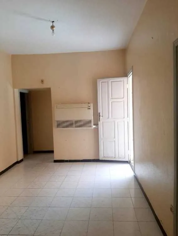 Bureau de 130 m² à bd zoubir oulfa - الدار البيضاء (2)