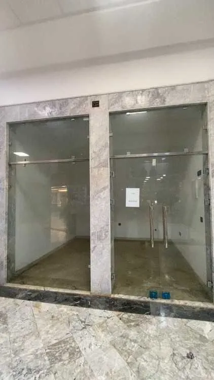 Local a residence touahri 12 a louer sale el jadid - سلا