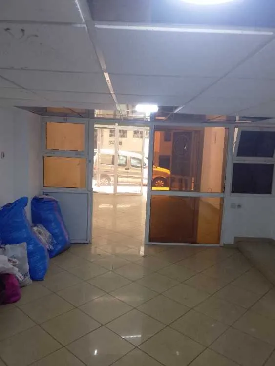 Magasin aménagé au quartier 2mars 100m2 - الدار البيضاء (3)