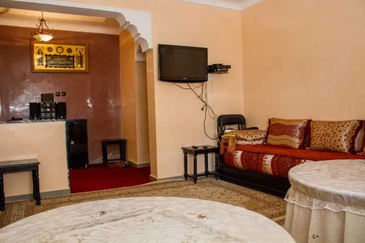 Appartement très propre avec wifi - أكادير (3)