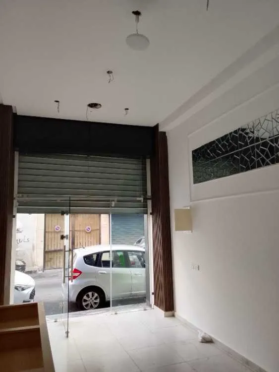 Local neuf bien aménagé 20m2 - الدار البيضاء (2)