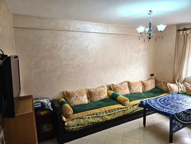 Appartement bien equipé à cité adrar - أكادير