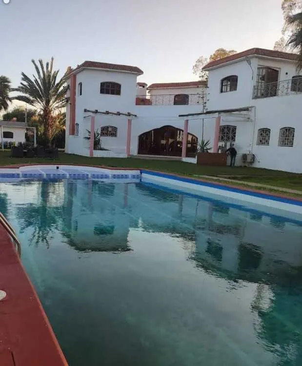 A louer grande villa hau standing à ouled saleh - الدار البيضاء (3)