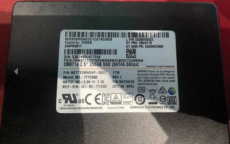Ssd samsung 256 go sata 2.5 - الدار البيضاء
