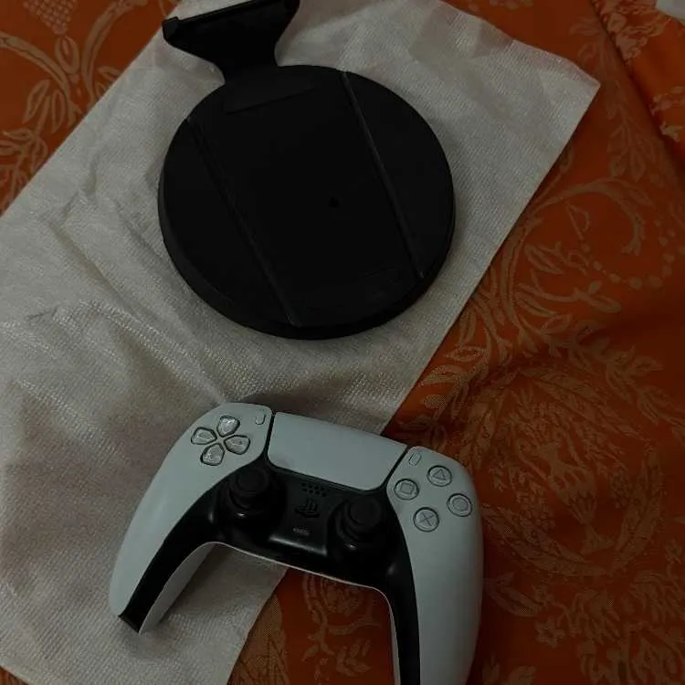 Mannete ps5 + console - الدار البيضاء (2)