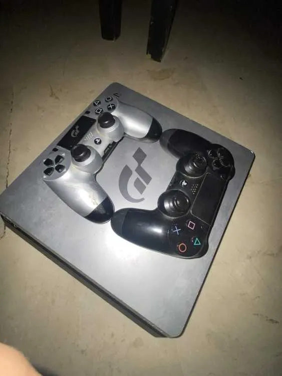 Ps4 slim grand turismo fc 26 - الدار البيضاء