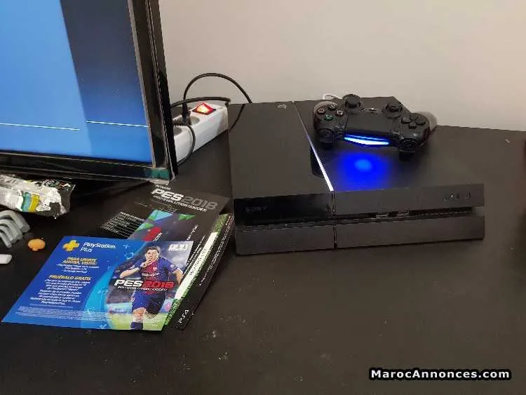 Ps4 playstation 4 mzl n9ia avec bf1 pes/fifa 17 - الدار البيضاء