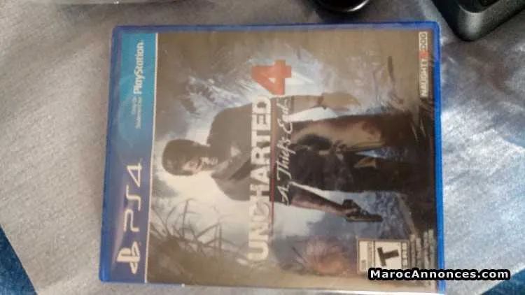 Ps4 slim+ jeu - الدار البيضاء (2)