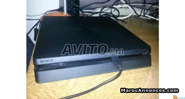 Ps4 slim flashé (4.55) - الدار البيضاء