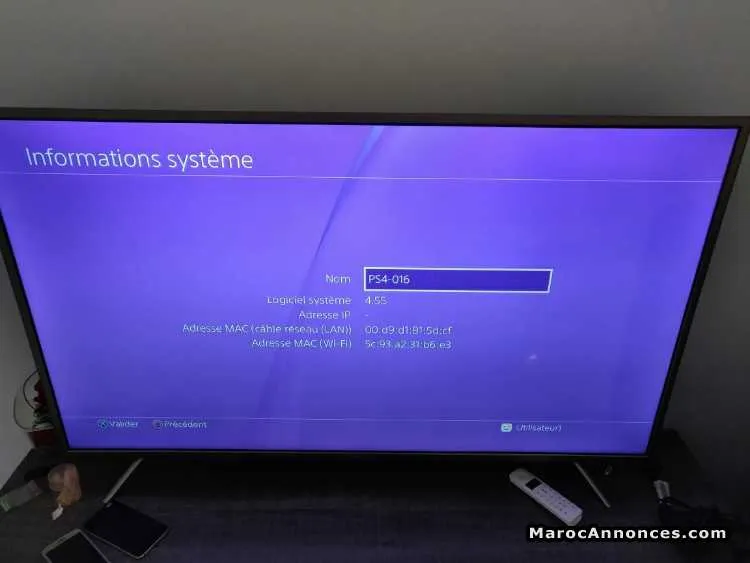 Ps4 blanche crackÉ avec manette - الدار البيضاء (3)