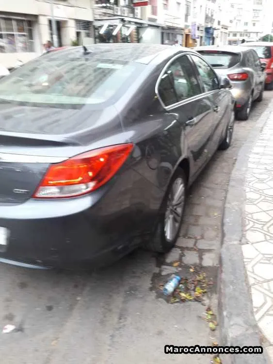 Vente une belle  opel insingnia - الدار البيضاء