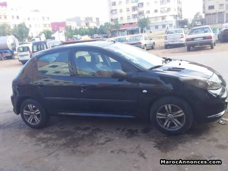 Voiture peugeot model 2009 - الدار البيضاء (2)