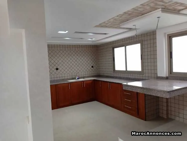 Magnifique rdc + cave d'une villa à el jadida - الدار البيضاء (3)