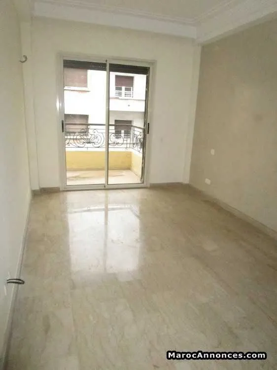 Appartement neuf luxe 130m2 q.gauthier avec g.terrasse - الدار البيضاء (3)