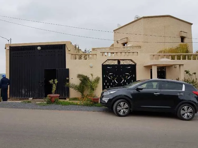 Hangar + villa a vendre ou a louer - المحمدية