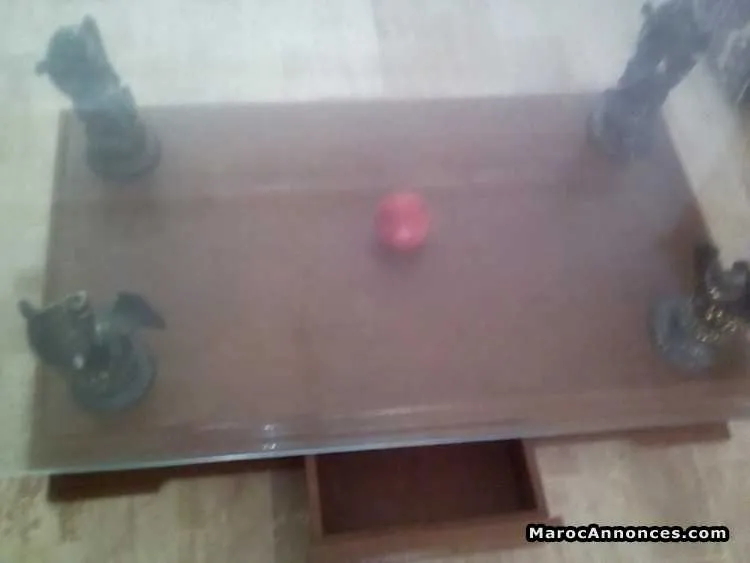 Vente table artistique et transparente - الدار البيضاء