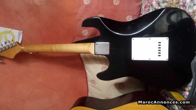 Guitare électrique parrot - الدار البيضاء