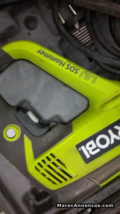 Perforateur ryobi avec méches et burin,pique sds - الدار البيضاء (3)