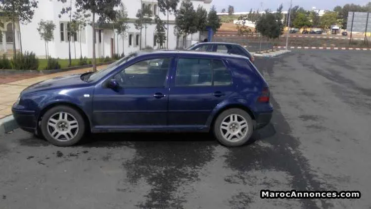 Golf 4 6 éme vitesse à vendre - الدار البيضاء