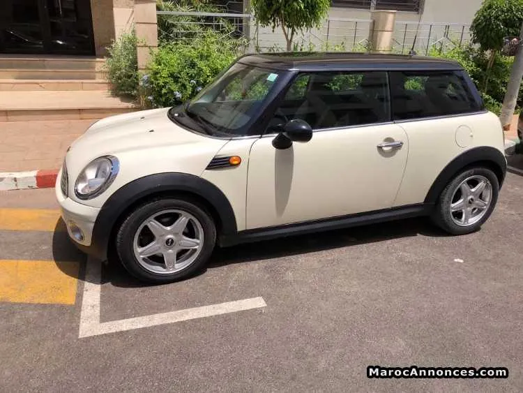 Mini one à 105 000 dhs - الدار البيضاء (2)